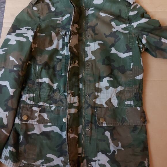 Love Tree Camouflage Jacket S Green/Brown Y2K Cabincore Fisherman Gorpcore Print - Picture 7 of 13